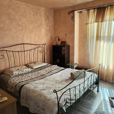 Art Kiril And Metodi Square Apartament *