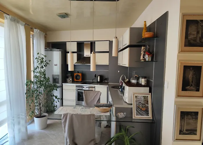 Art Kiril&metodi Square