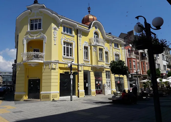 Art Kiril&metodi Square