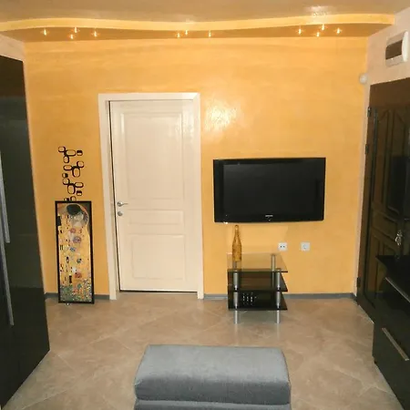 Apartment Art Kiril And Metodi Square